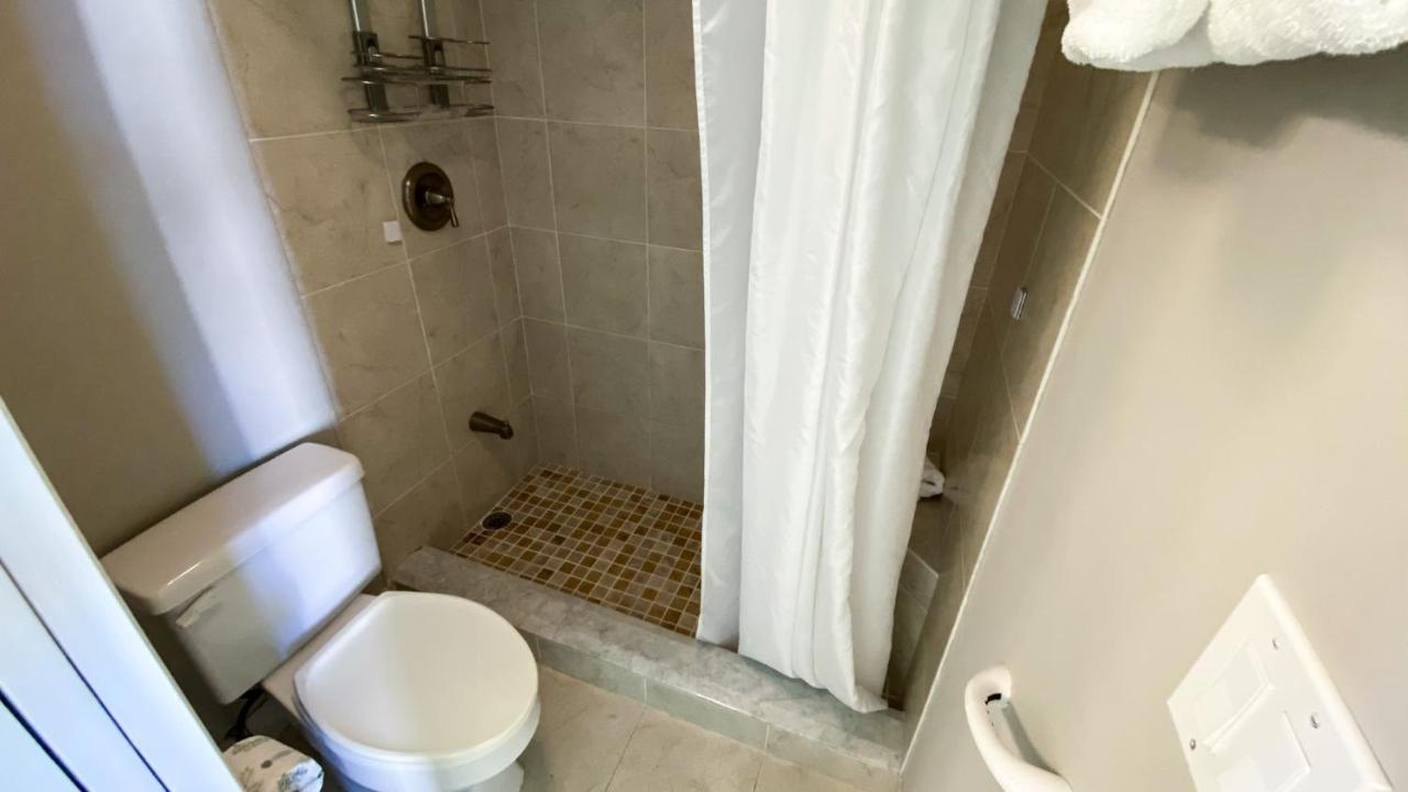 The Makai Suite At The Waikiki Banyan هونولولو المظهر الخارجي الصورة